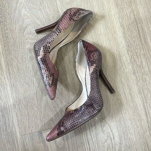 GUESS Snakeskin Pointed Toe Stiletto Heels Size 6.5